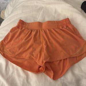 Lululemon hotty hot shorts!!! 2.5” inseam!